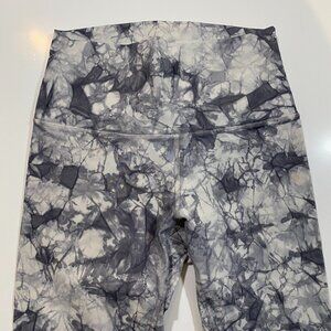 Lululemon Shibori Leggings 23"
